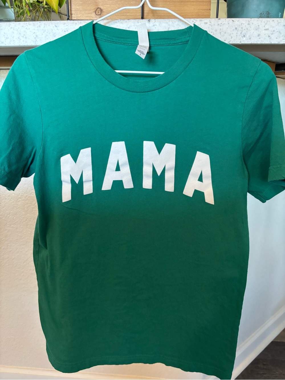 Graphic Image Emerald Green "MAMA" Short Sleeve Tee